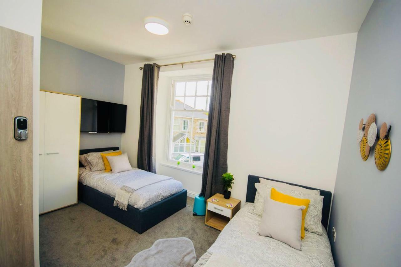 Wheal Wellington - Gorgeous Ensuite Bedrooms With Access To A Beautiful Shared Kitchen In A Lovingly Renovated Property Camborne Esterno foto